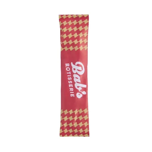 Tacâm personalizat ambalat în hârtie Babs Rotisserie pentru servire takeaway